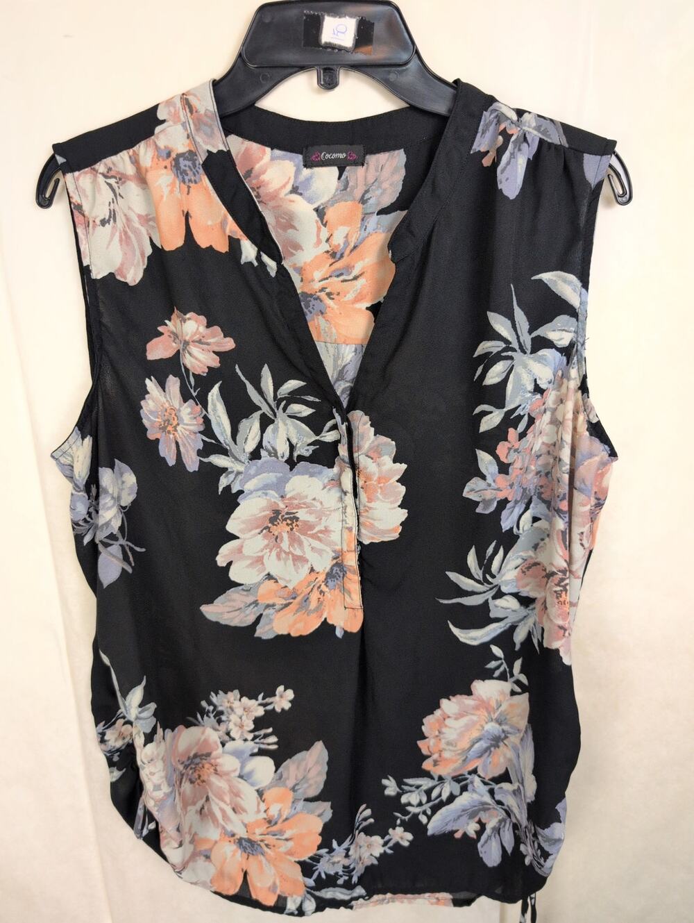 Cocomo black floral side ruched top Size XL Feminine Romantic Boho Classic